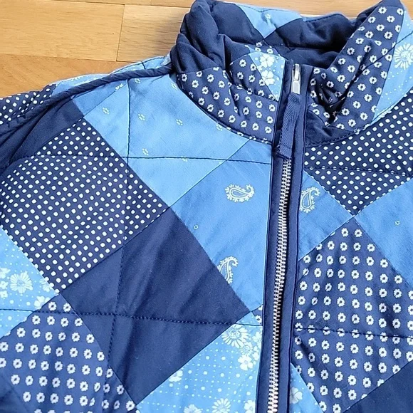 GAP Organic Cotton Bandana Print Quilt Bomber Jacket - Picture 3 of 8